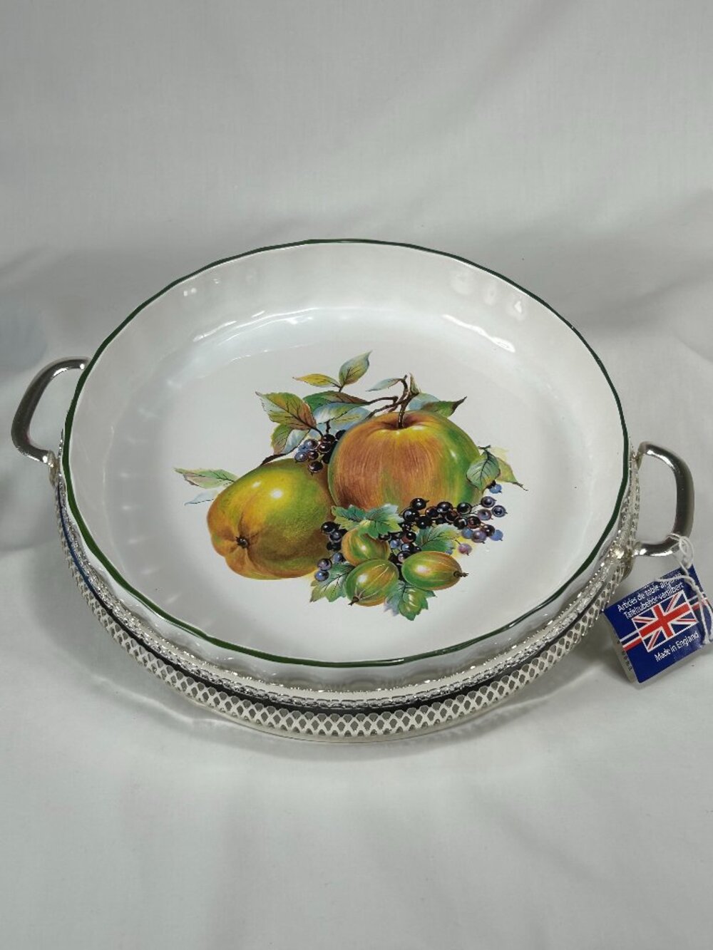 Queen Anne / Mayell quiche dish in silver plated basket holder